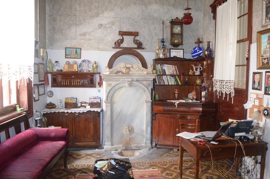 Bonjour Pension Ayvalı المظهر الخارجي الصورة